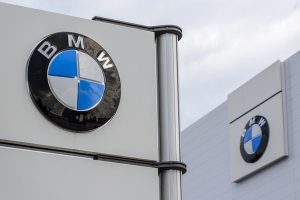 Pylon logo of the brand BMW