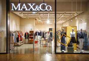 Max&Co Shop in the shopping centre